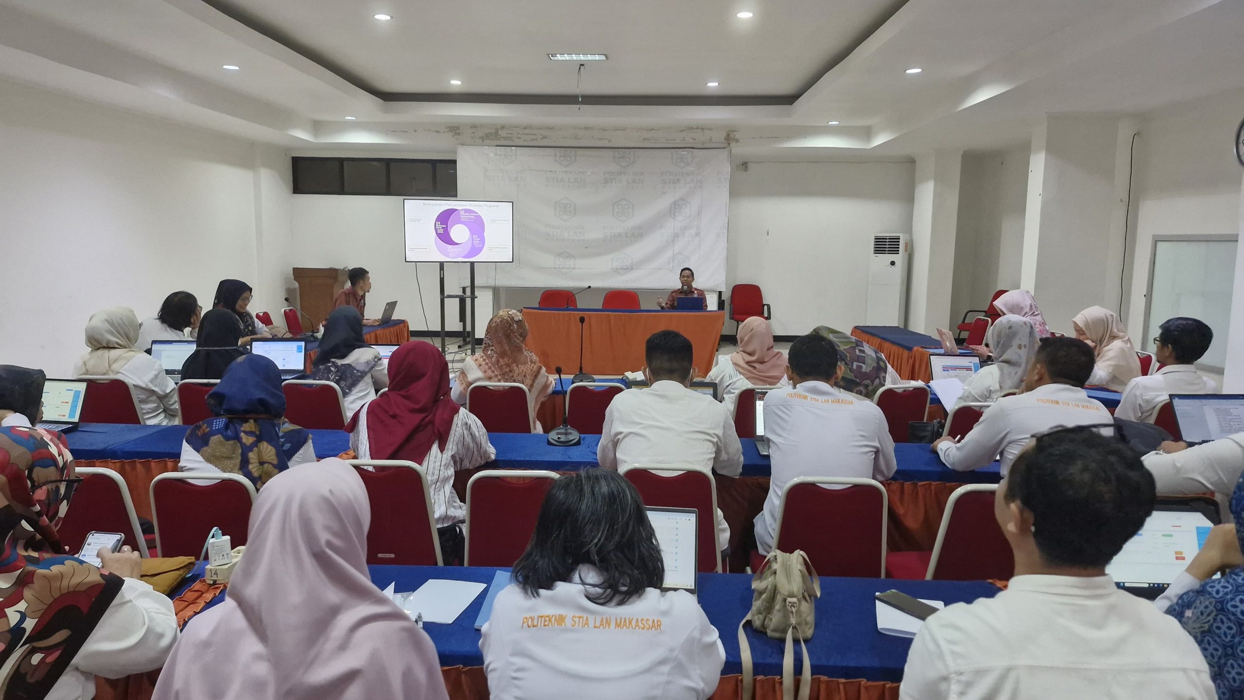 Bimtek Pengisian Realisasi Kinerja Politeknik STIA LAN Makassar